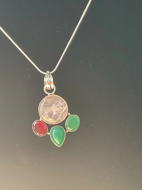Handmade Green Onyx Pendant Necklace – Silver-Tone Chain – Boho Chic