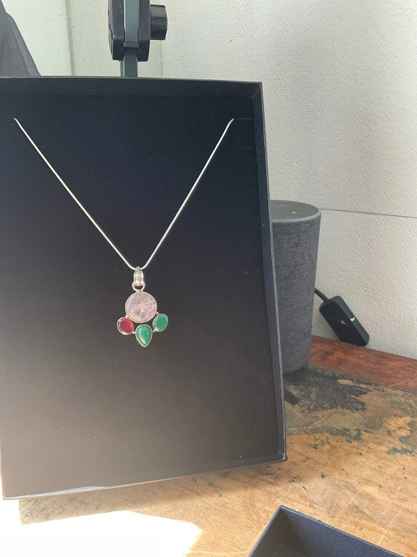 Handmade Green Onyx Pendant Necklace – Silver-Tone Chain – Boho Chic
