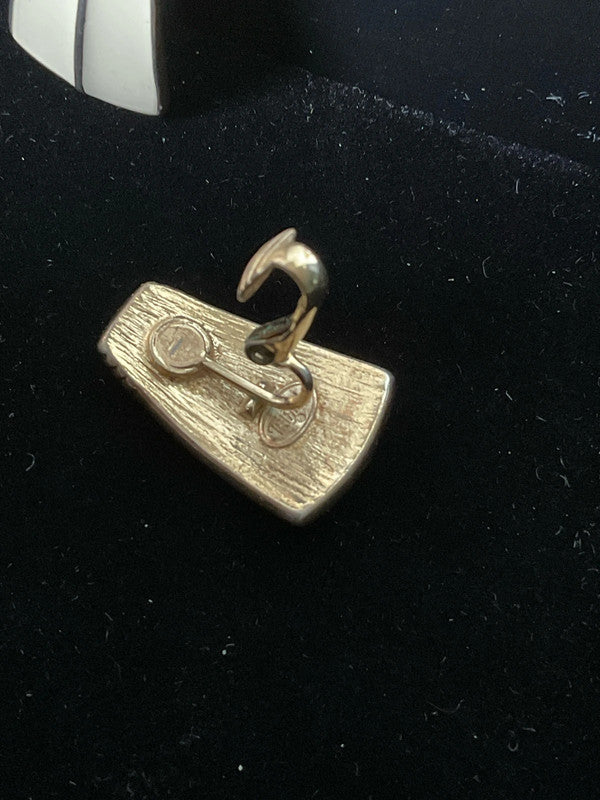 Vintage Trifari Cream & Gold Clip-On Earrings – Retro Enamel Elegance