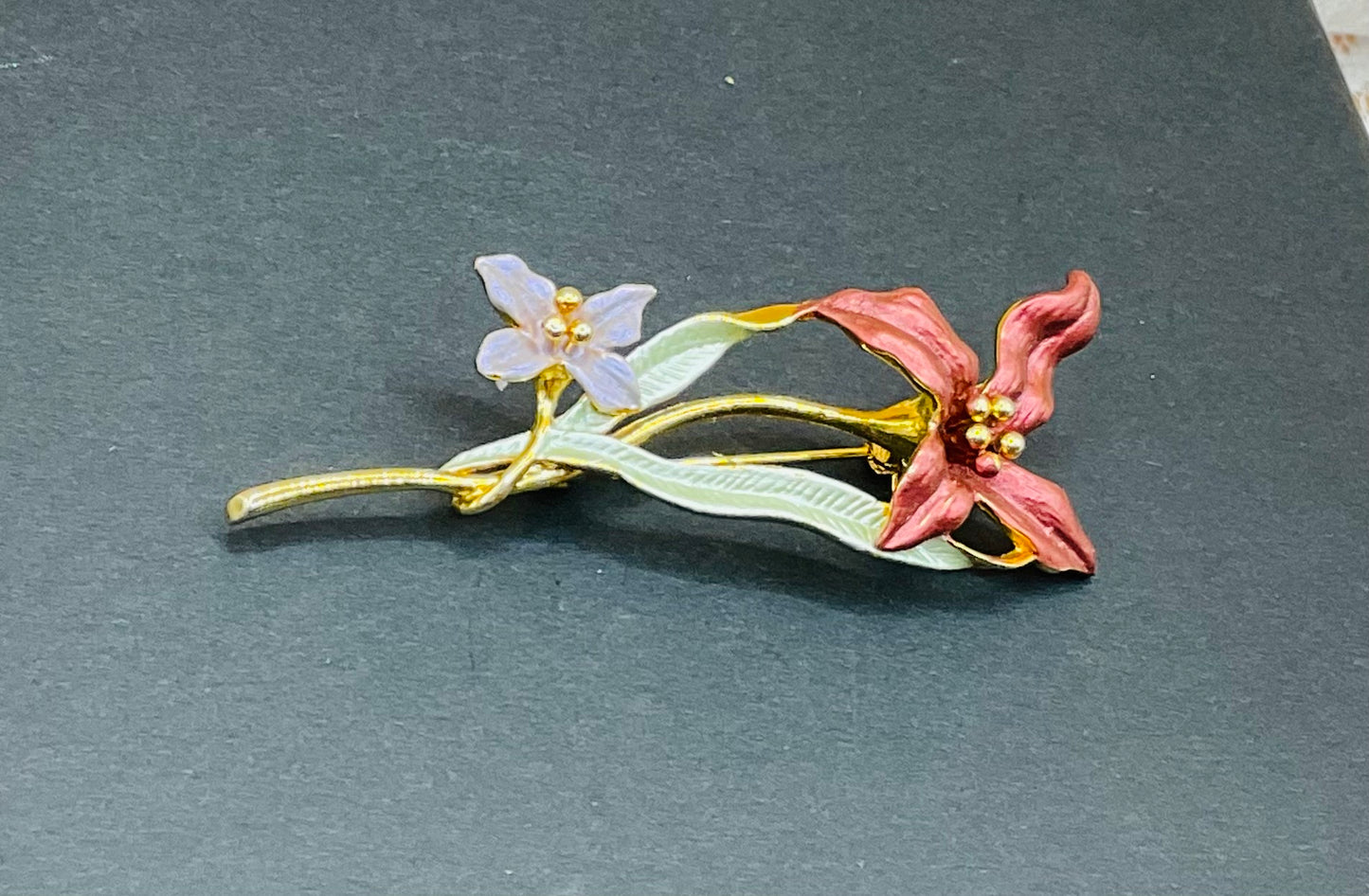 Vintage Red and Purple Flower Brooch – Mid-Century Enamel Jewelry