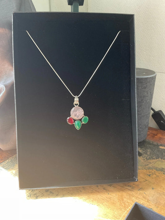 Handmade Green Onyx Pendant Necklace – Silver-Tone Chain – Boho Chic