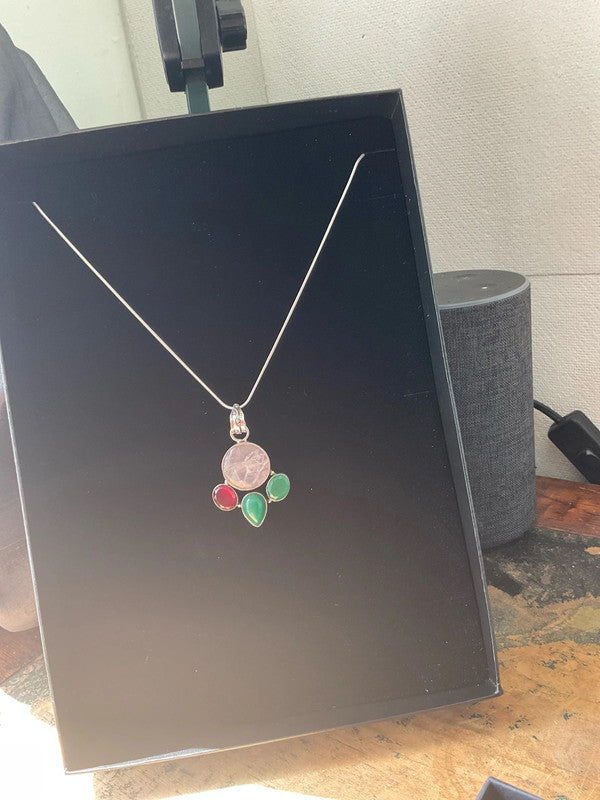 Handmade Green Onyx Pendant Necklace – Silver-Tone Chain – Boho Chic