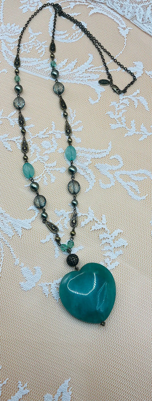 Vintage NEXT Green Heart Pendant Necklace – Boho Layered Bead Design