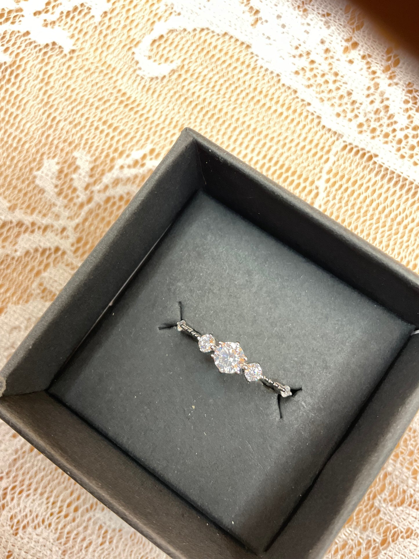 Sterling Silver Cubic Zirconia Cluster Ring – Size P, Elegant Sparkle