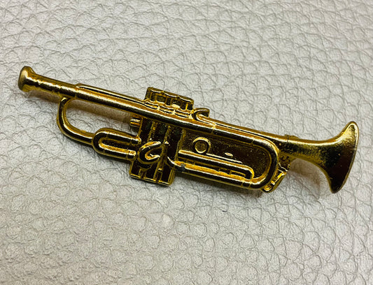 Vintage Trumpet Brooch – Gold-Tone Musical Jewelry for Collectors