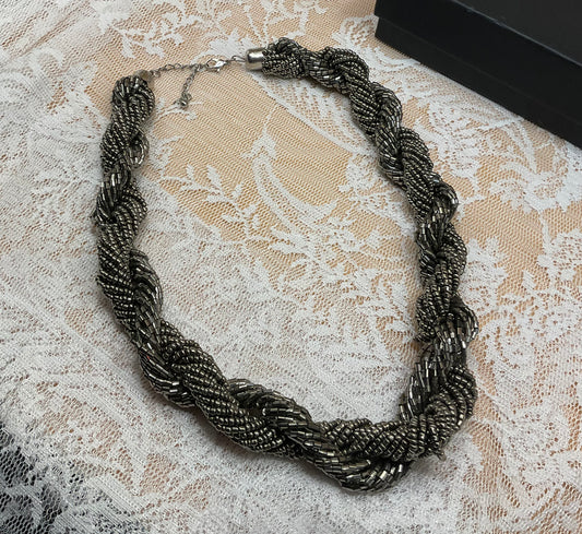 Chunky Braided Metal Statement Necklace – Bold & Modern Design