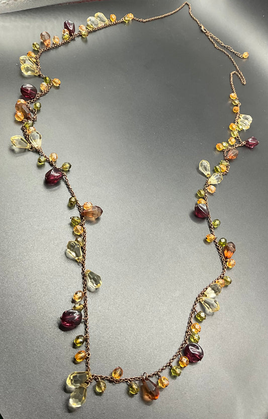Delicate Teardrop Charm Necklace – Beaded Nature-Inspired Design